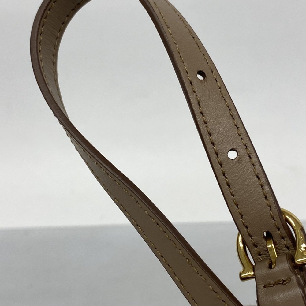 SALVATORE FERRAGAMO Cream Leather Bag - Picture 10 of 13